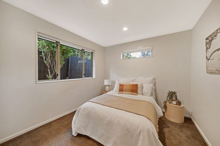 Photo of property in 2/69 Bowenvale Avenue, Cashmere, Christchurch, 8022