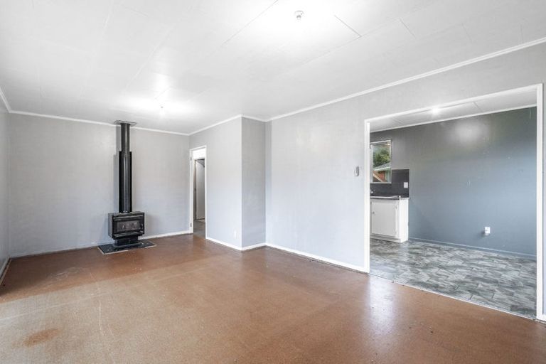 Photo of property in 12 Argyle Street, Kew, Invercargill, 9812