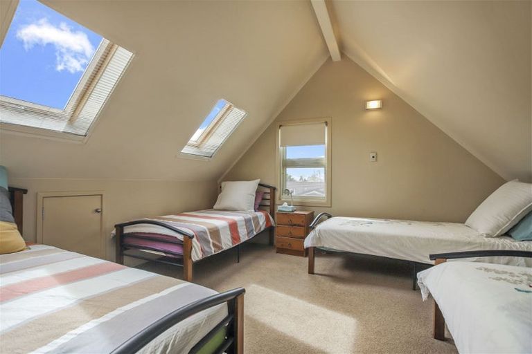 Photo of property in 32 North Road, Clevedon, Papakura, 2582