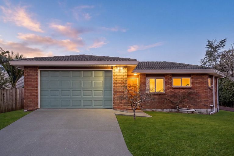 Photo of property in 17a Tirimoana Road, Te Atatu South, Auckland, 0602