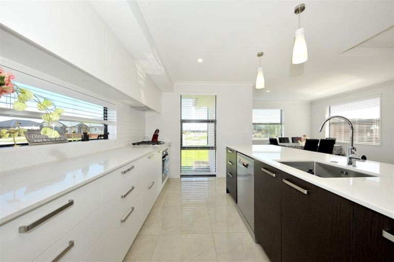 Photo of property in 72 Granite Drive, Rolleston, 7614