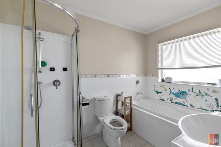 Photo of property in 11 Pandora Rise, Huntly, 3700