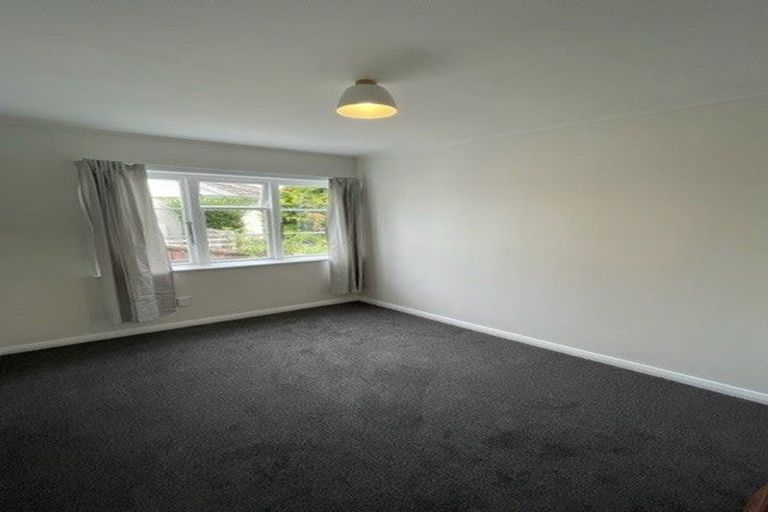 Photo of property in 27 Piko Crescent, Riccarton, Christchurch, 8041