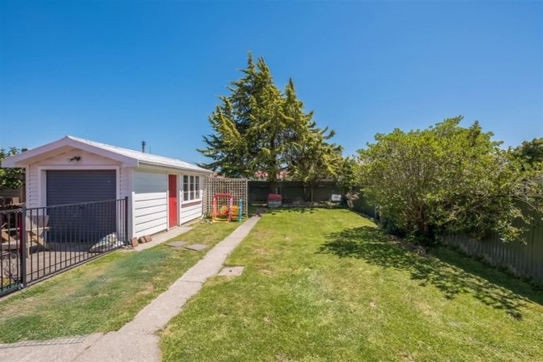 Photo of property in 3 Haig Street, Waterloo, Lower Hutt, 5011
