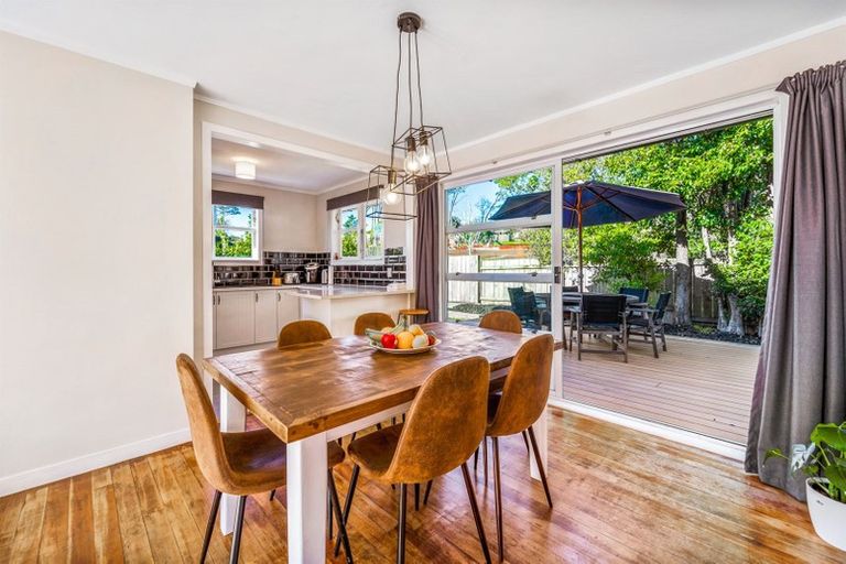 Photo of property in 921c Whangaparaoa Road, Manly, Whangaparaoa, 0930