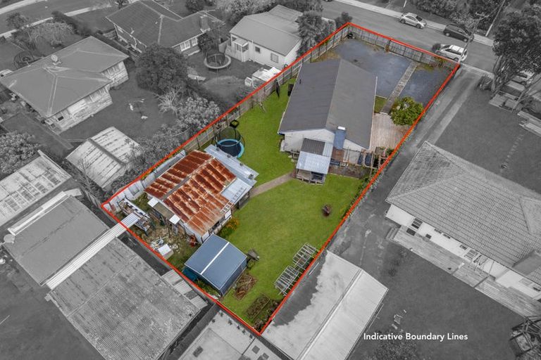 Photo of property in 5 Tui Crescent, Manurewa, Auckland, 2102