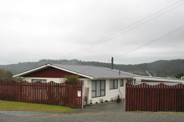 Photo of property in 7 Manawatu Street, Dobson, Greymouth, 7805