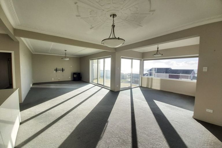 Photo of property in 4 Hamblyn Street, Strandon, New Plymouth, 4312