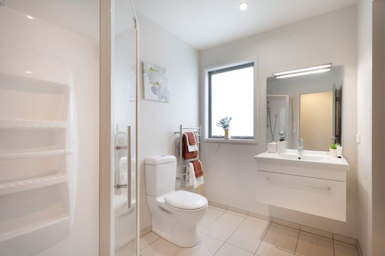 Photo of property in 8 Halewood Grove, Churton Park, Wellington, 6037