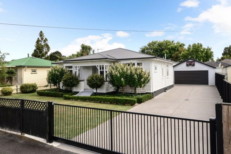 Photo of property in 19 Gillies Avenue, Claudelands, Hamilton, 3214