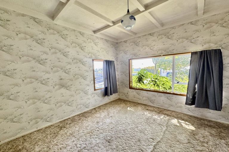 Photo of property in 6 Weona Place, Westmere, Auckland, 1022