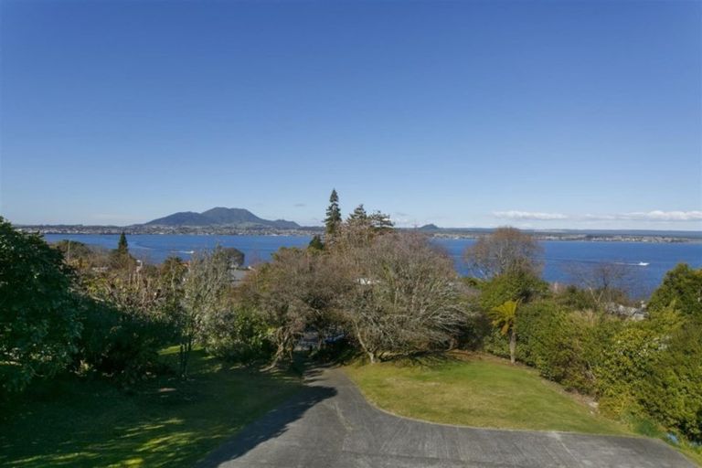 Photo of property in 784 Acacia Bay Road, Acacia Bay, Taupo, 3330