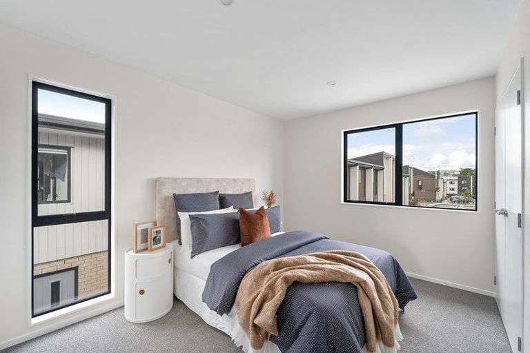 Photo of property in 321 Glengarry Road, Glen Eden, Auckland, 0602