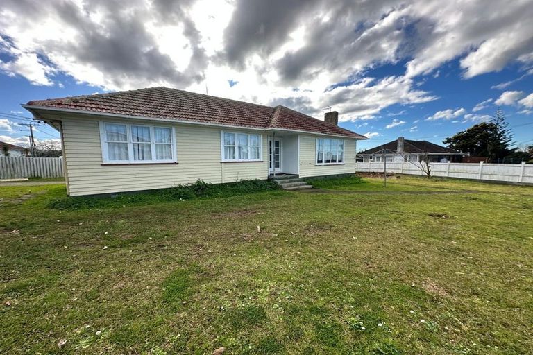 Photo of property in 65 Cobham Crescent, Otara, Auckland, 2023