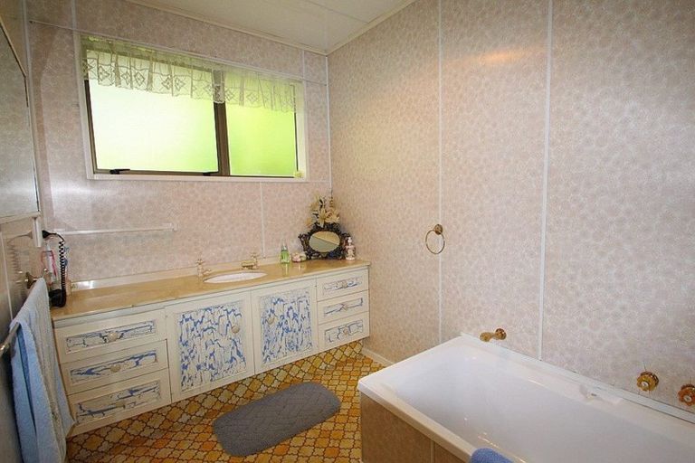 Photo of property in 131 Talbot Street, East Gore, Gore, 9771