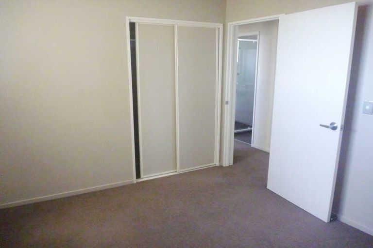 Photo of property in 2/59 Olliviers Road, Phillipstown, Christchurch, 8011