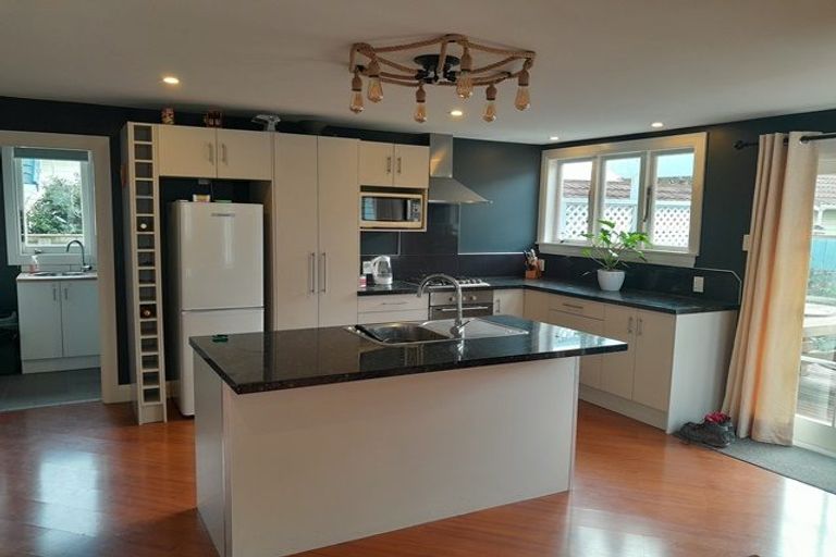 Photo of property in 36 Miro Street, Takaro, Palmerston North, 4410