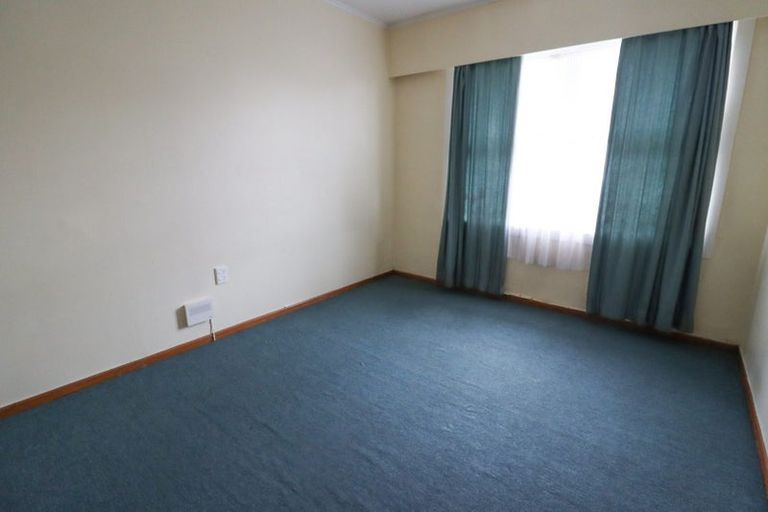 Photo of property in 33 Nevada Road, Silverdale, Hamilton, 3216