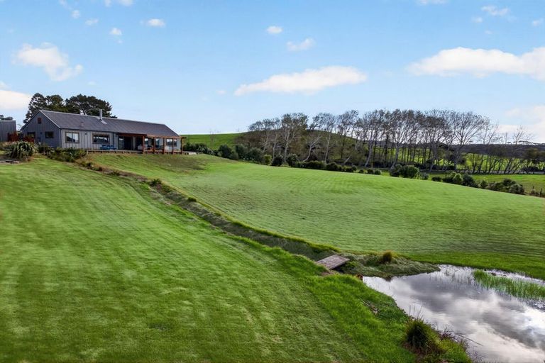 Photo of property in 2760 South Head Road, South Head, 0874