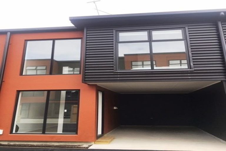 Photo of property in 8/17 Owens Place, Mount Maunganui, 3116