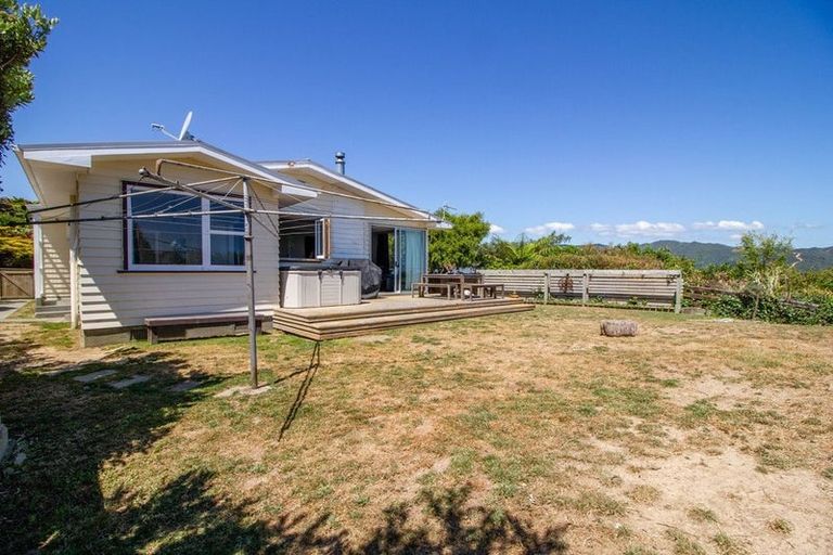 Photo of property in 20 Vista Grove, Kelson, Lower Hutt, 5010