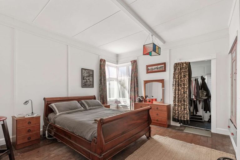 Photo of property in 113 Cornfoot Street, Castlecliff, Whanganui, 4501