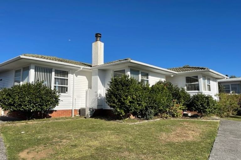 Photo of property in 20 Wordsworth Road, Manurewa, Auckland, 2102