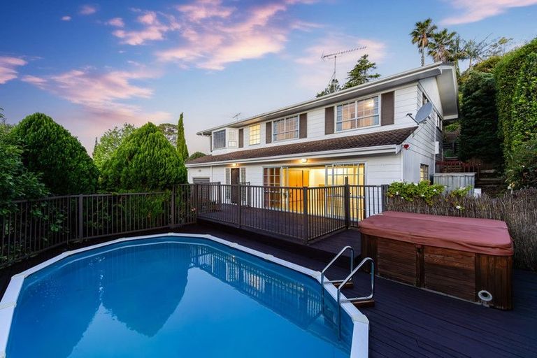 Photo of property in 39 Squirrel Lane, Browns Bay, Auckland, 0630