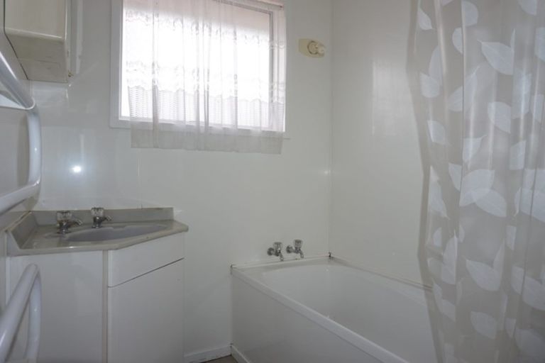 Photo of property in 20 Woodlands Place, Aranui, Christchurch, 8061