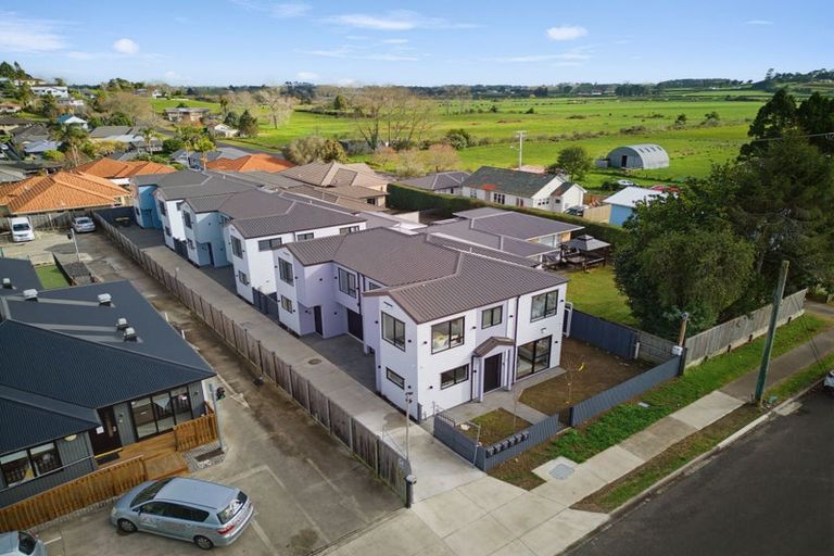 Photo of property in 124 Helvetia Road, Pukekohe, 2120