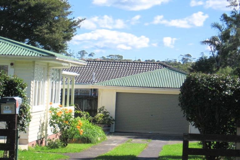 Photo of property in 4076 Great North Road, Glen Eden, Auckland, 0602