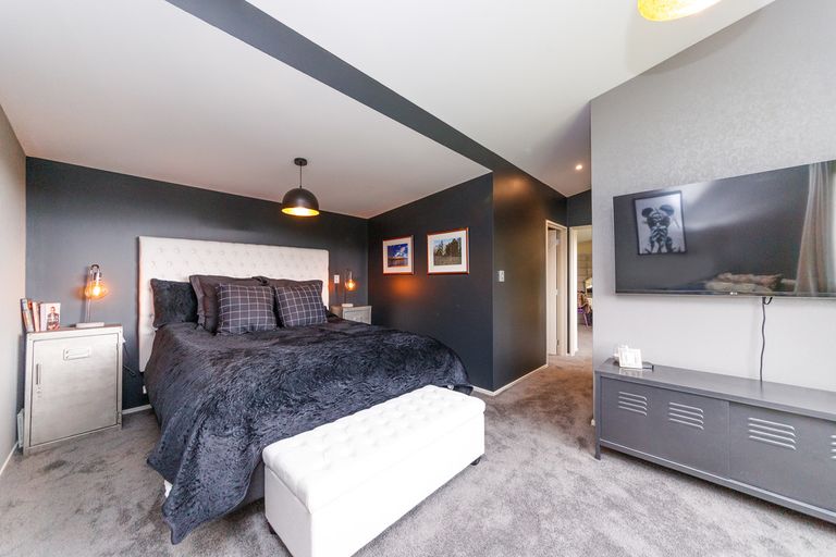 Photo of property in 62 Kereru Drive, Turitea, Palmerston North, 4472