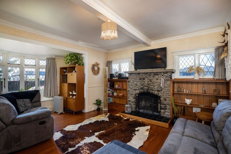 Photo of property in 162 Saint Aubyn Street, New Plymouth, 4310