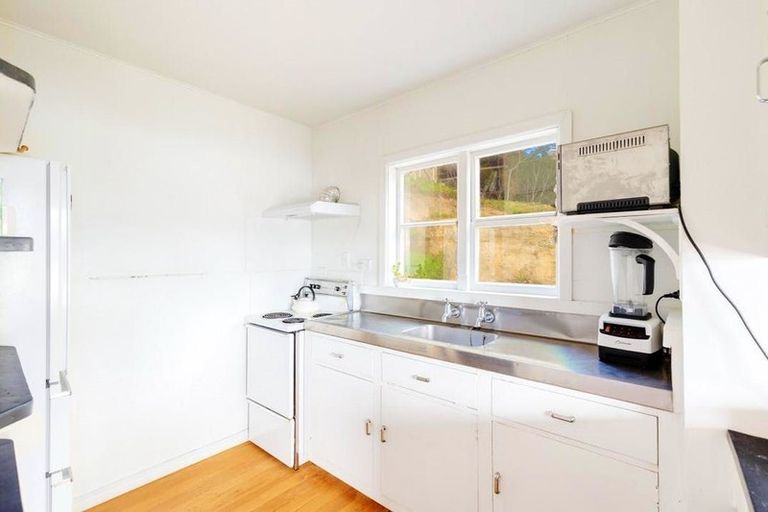 Photo of property in 40 Andersons Road, Charteris Bay, Lyttelton, 8971