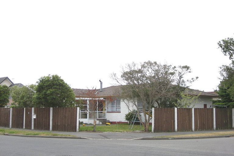 Photo of property in 60 Ashwood Street, Parklands, Christchurch, 8083
