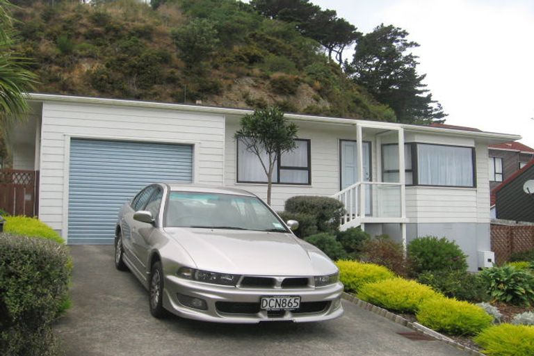 Photo of property in 27 Southgate Road, Southgate, Wellington, 6023