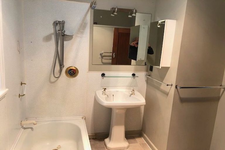 Photo of property in 165 Victoria Avenue, Hokowhitu, Palmerston North, 4410