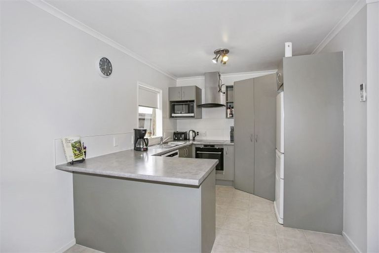 Photo of property in 24 Sapling Drive, Pukekohe, 2120