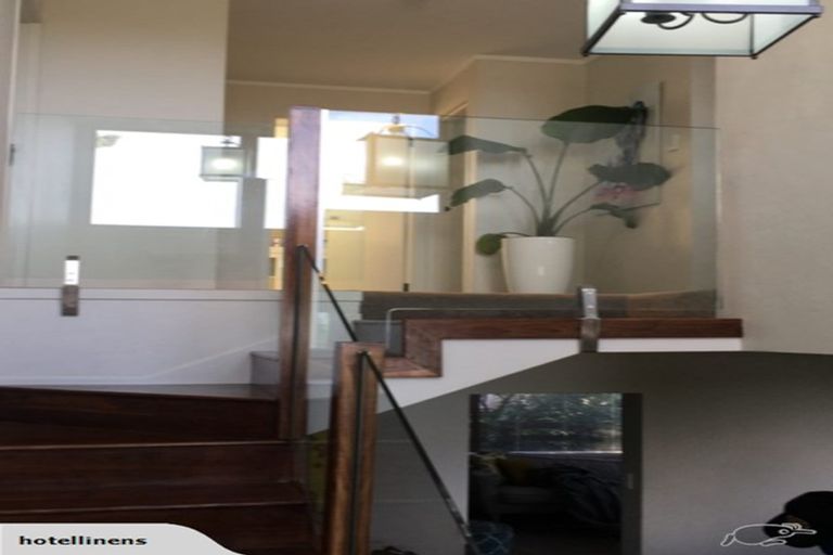 Photo of property in 24 Hillcrest Road, Hatfields Beach, Orewa, 0931