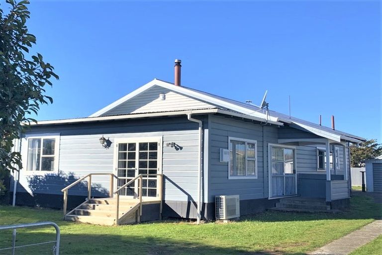 Photo of property in 22 Thyra Street, Dannevirke, 4930