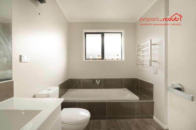 Photo of property in 24 Bradbury Avenue, Rolleston, 7614