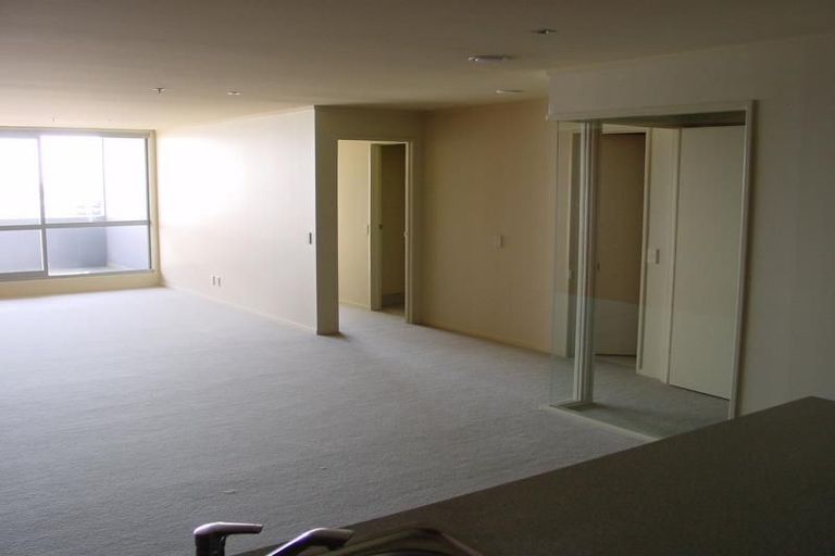 Photo of property in H47 Apartments, 1005/47 Hobson Street, Auckland Central, Auckland, 1010