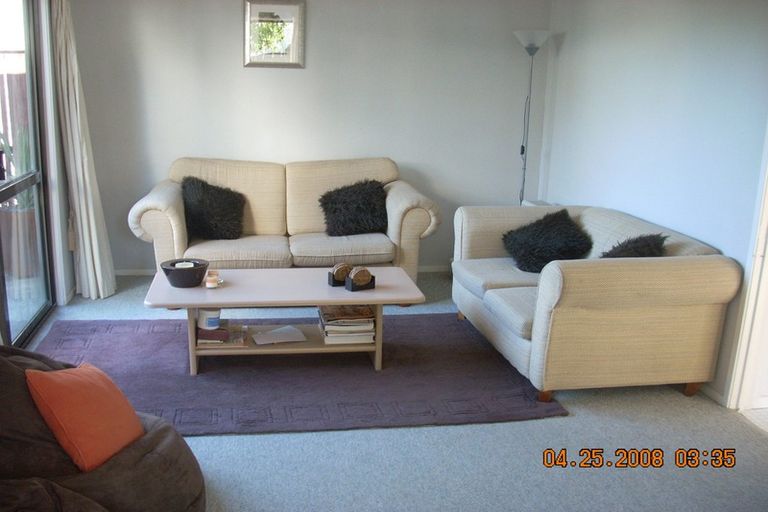 Photo of property in 116 Carnoustie Drive, Wattle Downs, Auckland, 2103