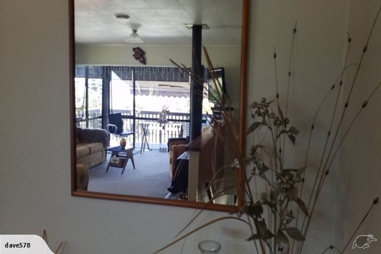 Photo of property in 4 Seaview Road, Cable Bay, 0420