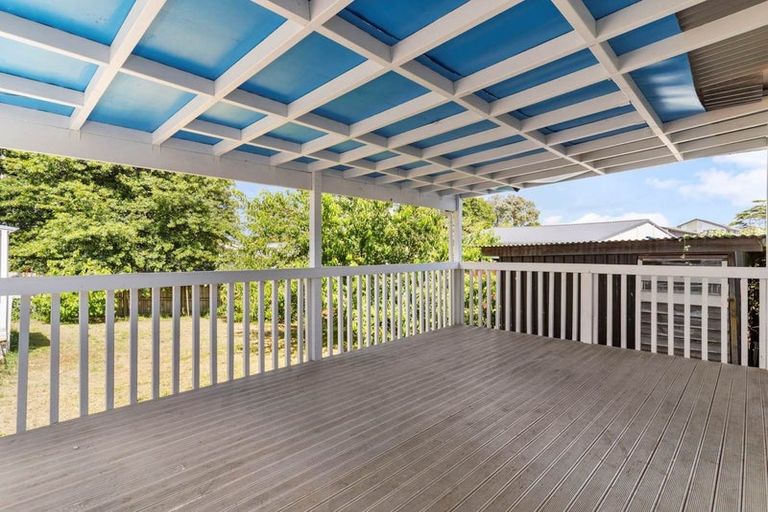 Photo of property in 14 Vickerman Street, Otara, Auckland, 2023