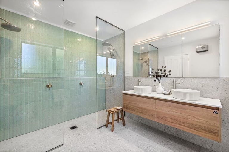 Photo of property in 429 Avonhead Road, Avonhead, Christchurch, 8042