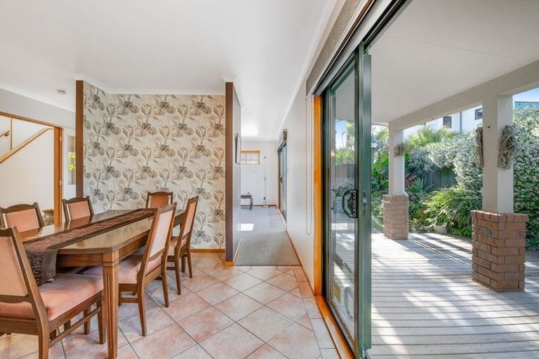 Photo of property in 71a Bay Street, Red Beach, 0932