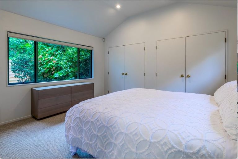 Photo of property in 153 Woodlands Park Road, Titirangi, Auckland, 0604