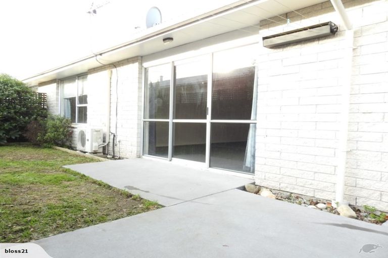 Photo of property in 4/24 Oxley Avenue, St Albans, Christchurch, 8014