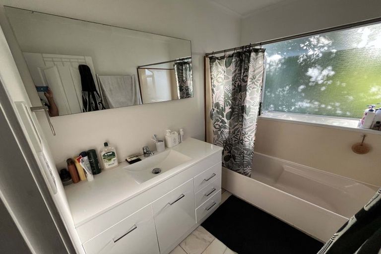 Photo of property in 46 Canberra Avenue, Lynfield, Auckland, 1042